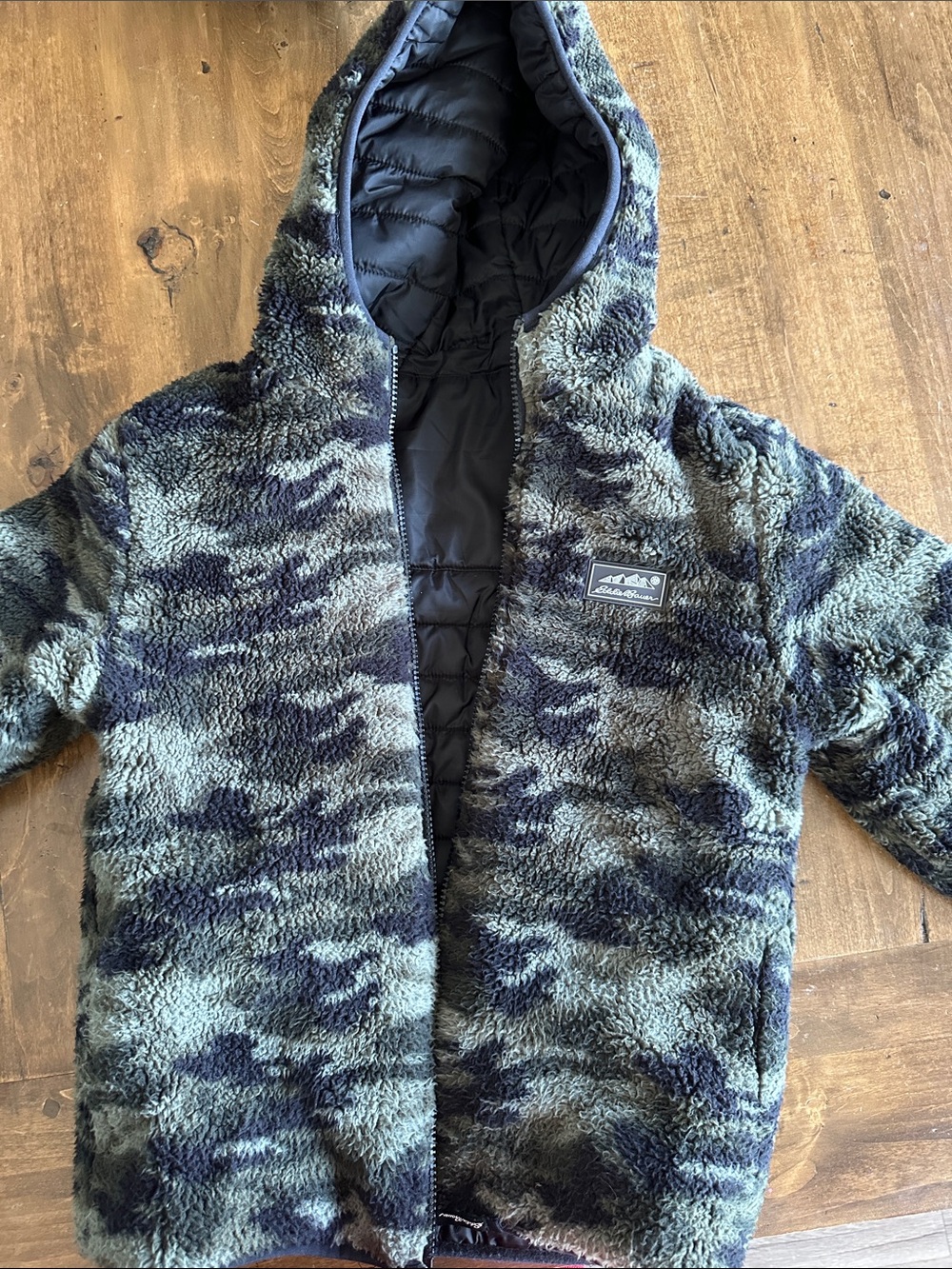 Reversible Eddie Bauer Hooded Sherpa/ Puffer Jacket - Green Camouflage